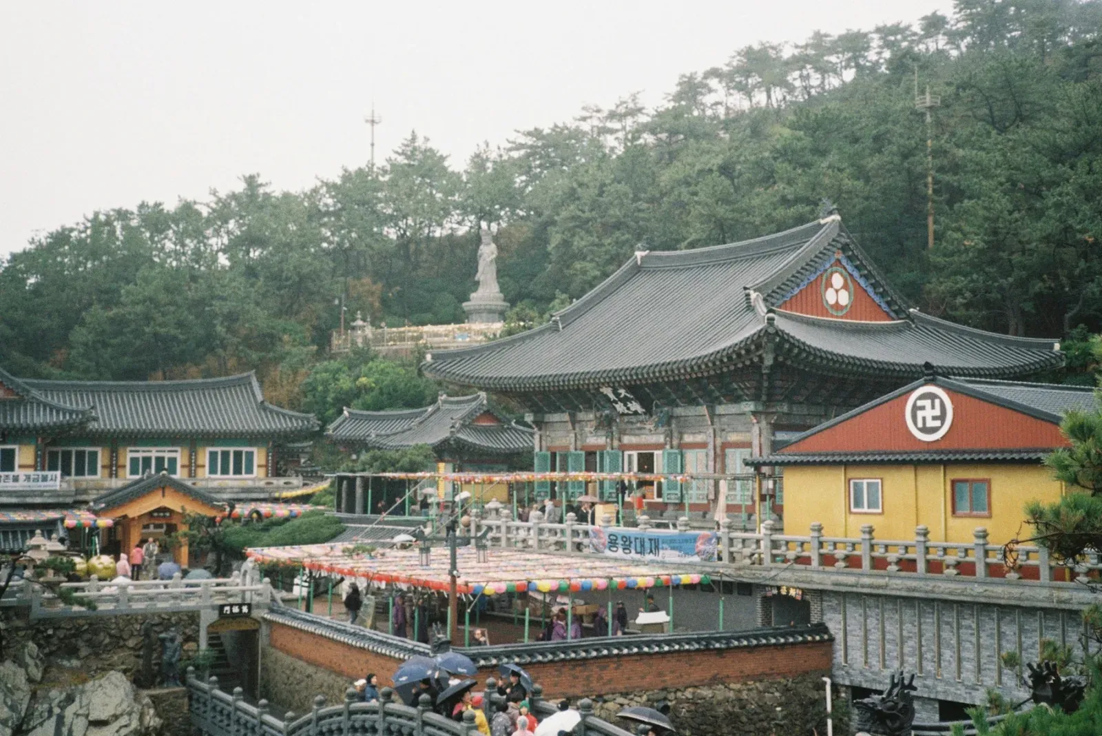 Haedong Yonggungsa temple on the Busan coast